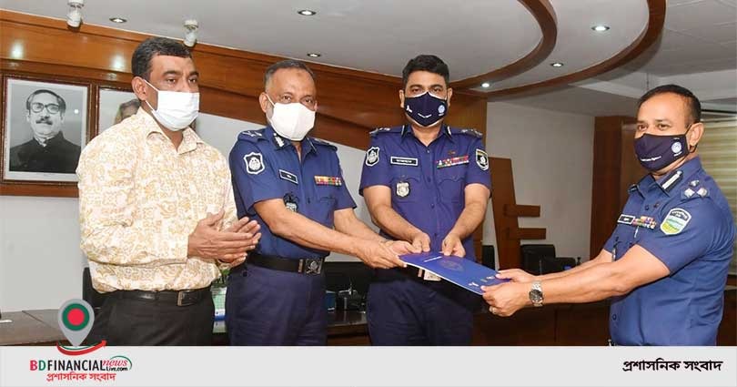 শুদ্ধাচার পুরস্কার পেলেন পুলিশের ৯৫ কর্মকর্তা/কর্মচারী