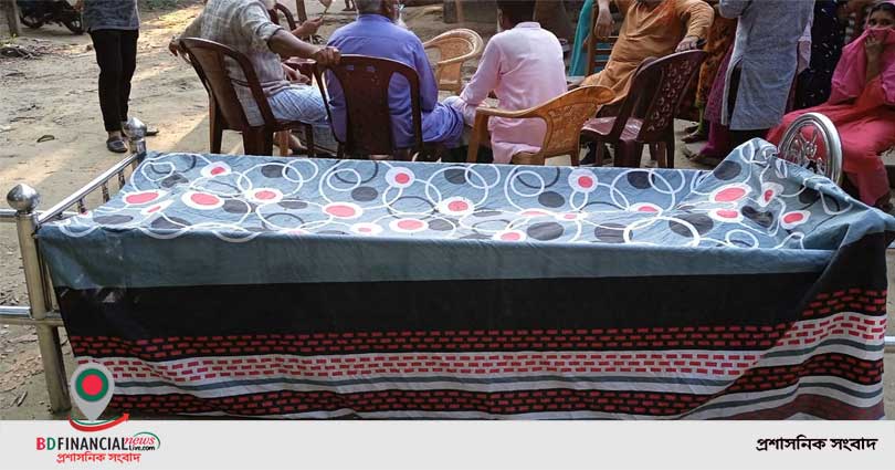 সম্পত্তি ভাগ-বাঁটোয়ারা নিয়ে বাবার জানাজা-দাফনে বাধা সন্তানদের