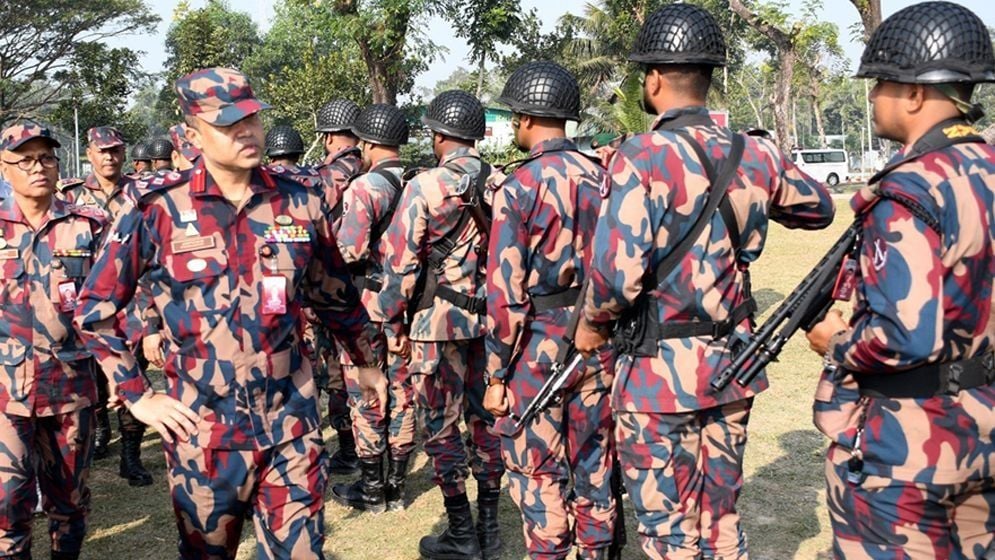 দুর্গাপূজায় সারা দেশে প্রায় ১০ হাজার বিজিবি মোতায়েন থাকবে