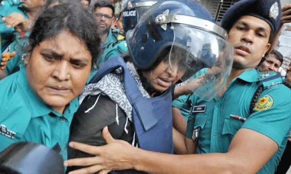 স্বামীর মৃত্যু : প্যারোলে মুক্তির আবেদন করবেন সাবেক মন্ত্রী দীপু মনি
