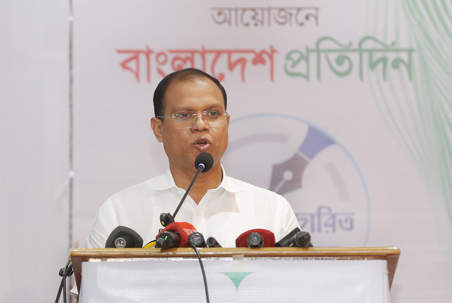 সারা বাংলাদেশের সঙ্গে বগুড়াকেও প্রধানমন্ত্রী এগিয়ে নিতে চান: রুমন