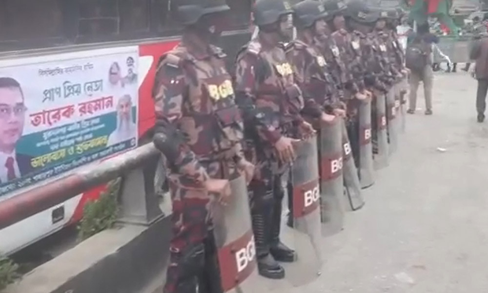 রাজধানীর বিভিন্ন স্থানে নিরাপত্তা জোরদার