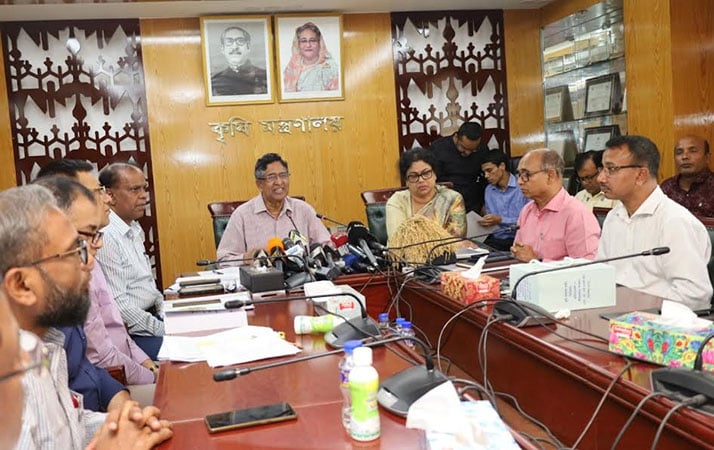 এবার ২ কোটি ২০ লাখ টন চাল উৎপাদন হতে পারে : কৃষিমন্ত্রী