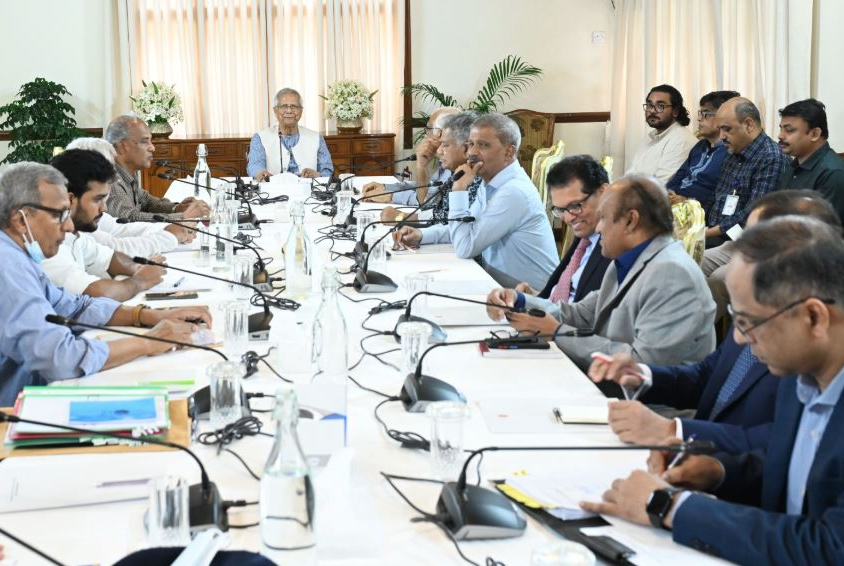 ঝটিকা মিছিলের বিষয়ে ‘মনিটরিং’ জোরদার করবে সরকার, নেবে কঠোর ব্যবস্থা : প্রেস সচিব