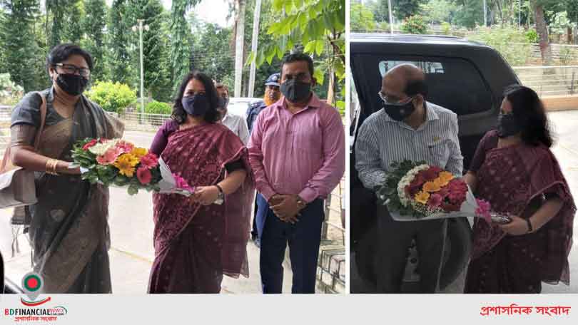 সচিব সায়েদুল ইসলামকে ফুলেল শুভেচ্ছা জানালেন রাজবাড়ী জেলা প্রশাসক