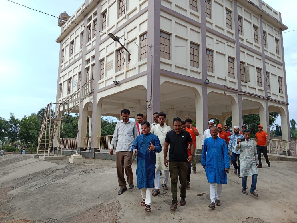 ঘূর্ণিঝড় 'মোখা' মোকাবেলায় জেলা প্রশাসন, কক্সবাজার ৫৭৬ টি আশ্রয়কেন্দ্রের প্রস্তুতি সম্পন্ন