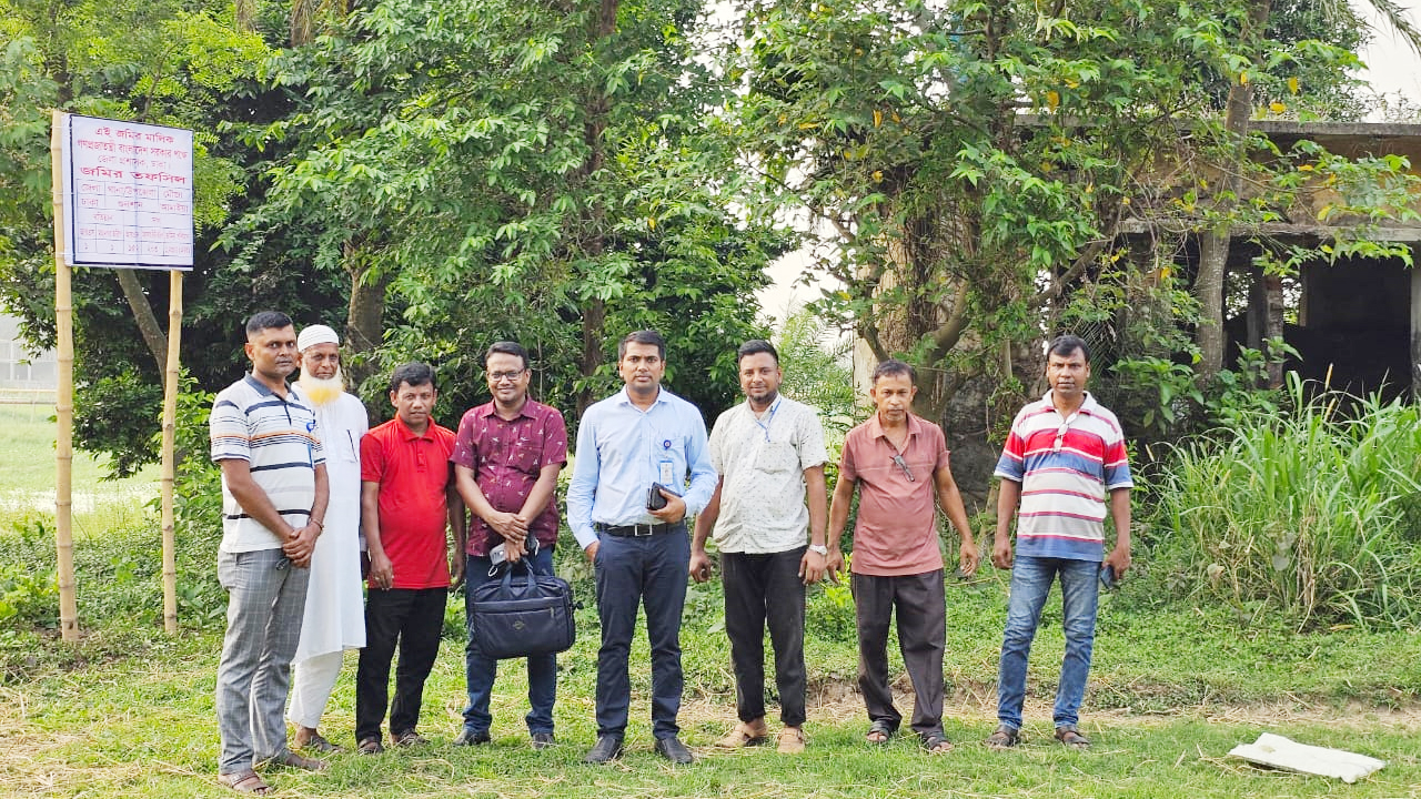 ঢাকা জেলা প্রশাসনের উদ্যোগ ১০ কোটি টাকার খাস জমি উদ্ধার