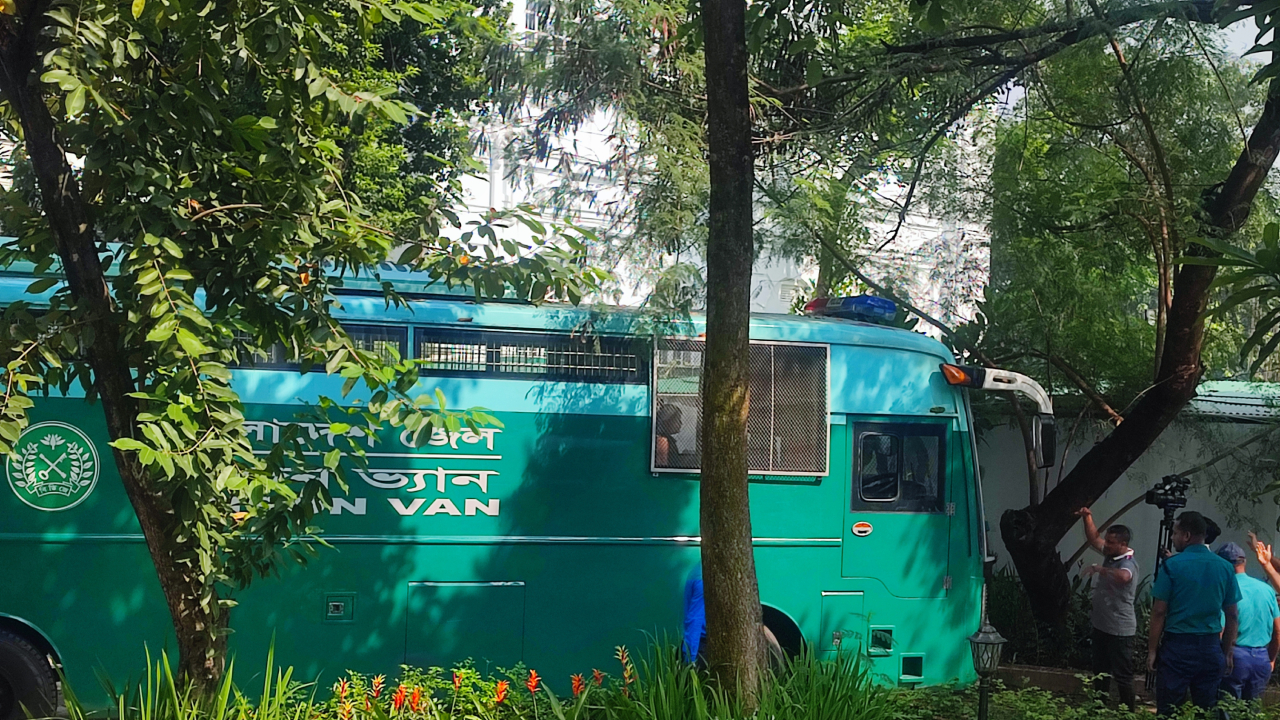 গুমের মামলায় সশরীরে নয়, ভার্চুয়ালি হাজিরা দিতে চান সেনা কর্মকর্তারা