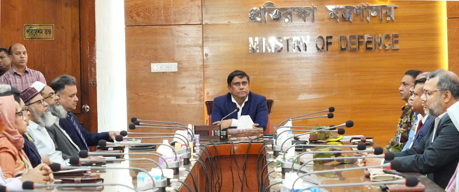 প্রধানমন্ত্রীর প্রতিরক্ষা মন্ত্রণালয়ের দায়িত্বপ্রাপ্ত  উপদেষ্টার প্রতিরক্ষা মন্ত্রণালয় পরিদর্শন