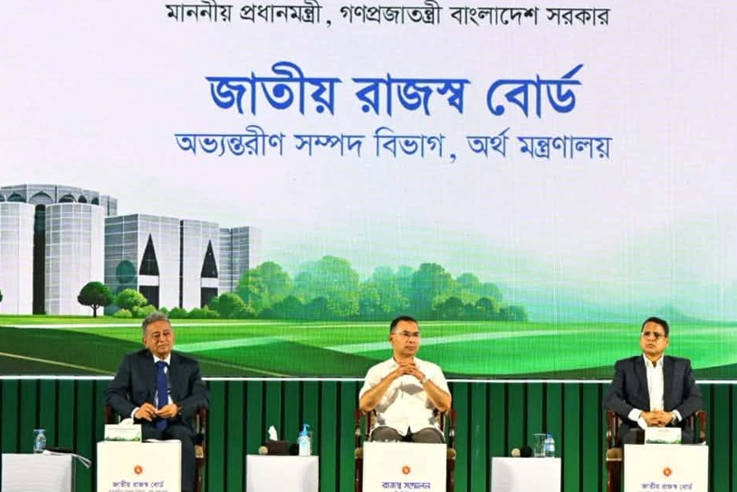 রাজস্ব নিয়ে বিভ্রান্তি দূর করাই চ্যালেঞ্জ : প্রধানমন্ত্রী