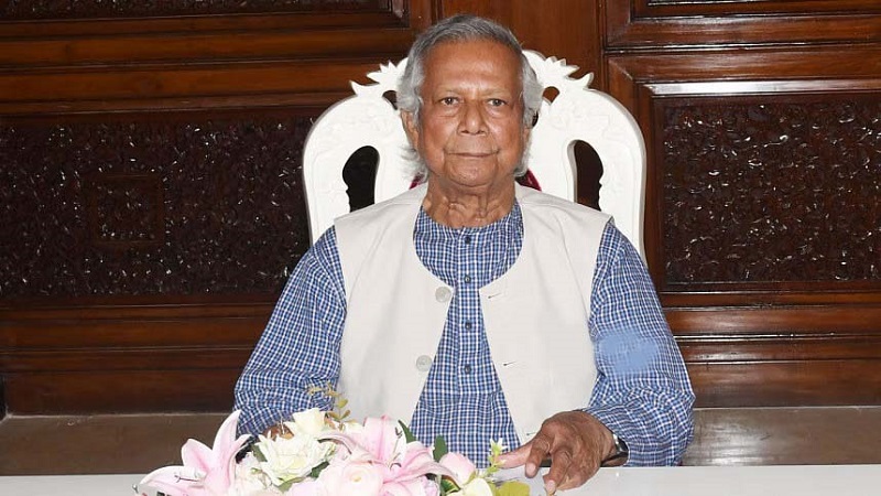 ঢাকেশ্বরী মন্দিরে যাচ্ছেন প্রধান উপদেষ্টা