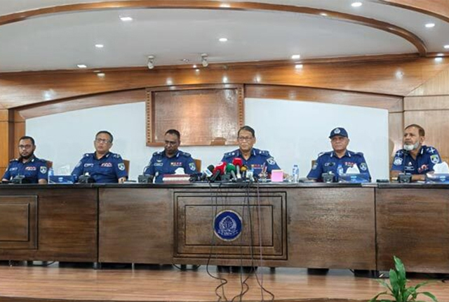 পূজামণ্ডপে অস্থিতিশীলতা ঠেকাতে সর্বোচ্চ সতর্কতায় পুলিশ: আইজিপি