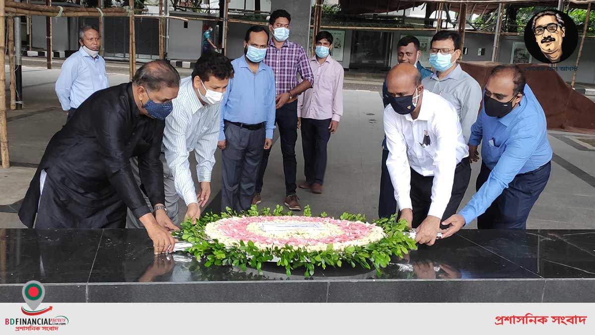 বঙ্গমাতা শেখ ফজিলাতুন নেছা মুজিব এঁর ৯১তম জন্মবার্ষিকী উপলক্ষে সংস্কৃতি প্রতিমন্ত্রীর শ্রদ্ধা নিবেদন