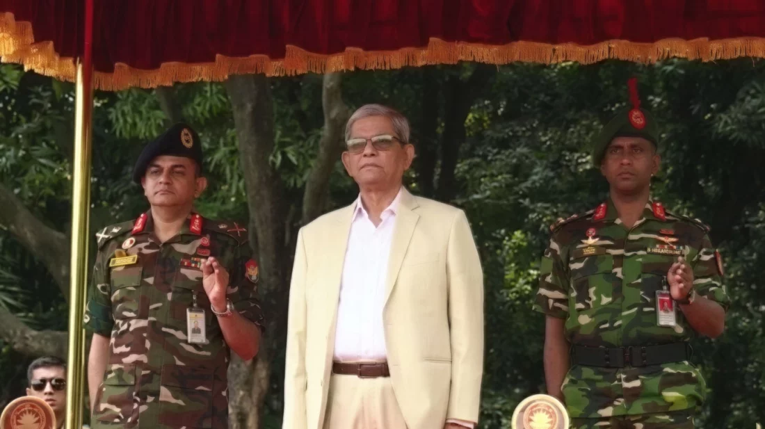 বঙ্গভবনে রাষ্ট্রপতি মির্জা ফখরুল ইসলাম আলমগীরকে গার্ড অব অনারে বরণ