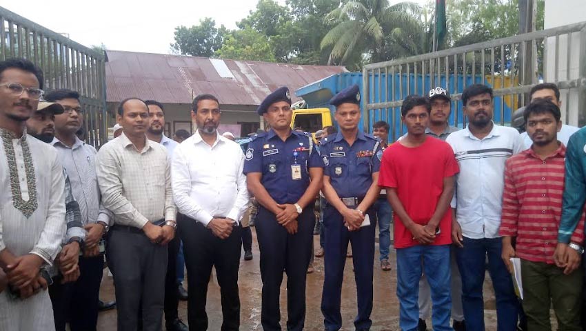 অচিরেই স্বাভাবিক পরিস্থিতি বিরাজ করবে: চট্টগ্রাম ডিসি