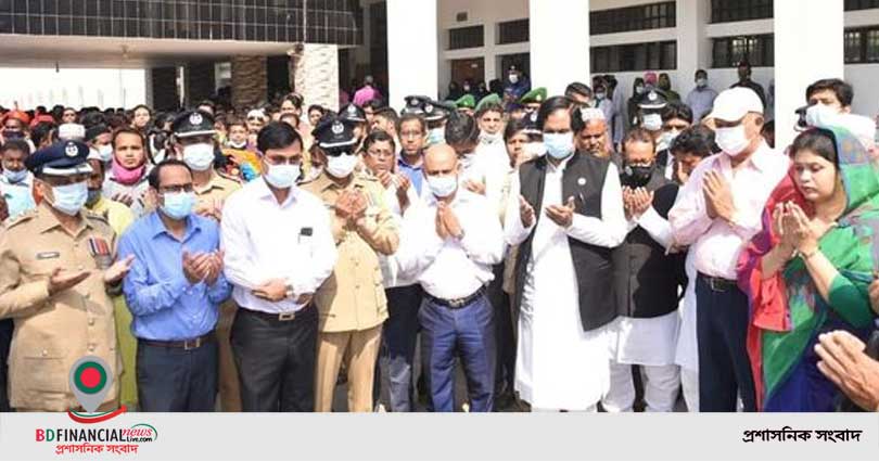 বঙ্গবন্ধুর জন্মবার্ষিকী ও জাতীয় শিশু দিবসে শেরপুর জেলা পুলিশের শ্রদ্ধাঞ্জলি