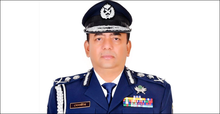 উন্নত দেশের উপযোগী করে বাংলাদেশ পুলিশকে গড়ে তোলার চেষ্টায় ড. বেনজীর আহমেদ