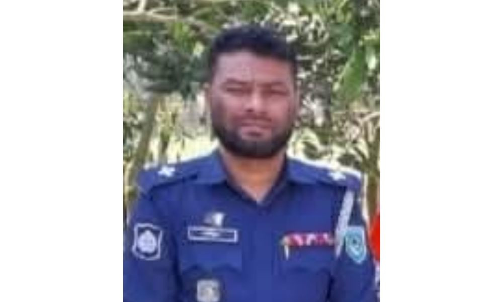 ওয়ারেন্টভুক্ত আসামি ধরতে গিয়ে পুলিশ সদস্যের মৃত্যু