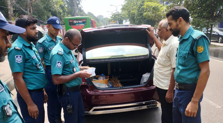 রাজধানীতে ট্রাফিক আইন লঙ্ঘনে ৬২৭ মামলা, জরিমানা ২৬ লাখ