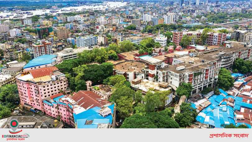 চট্টগ্রামে পরীর পাহাড়ের সব অবৈধ স্থাপনা উচ্ছেদের নির্দেশনা