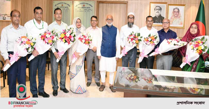 সরকারি দায়িত্ব পালনে উদ্ভাবনী চিন্তা-চেতনার বিকাশ ঘটাতে হবে : মৎস্য ও প্রাণিসম্পদ মন্ত্রী