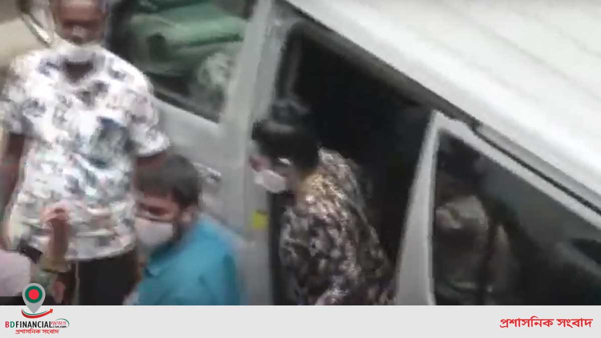 পরীমণিকে কারাগারে পাঠানোর আদেশ দিয়েছেন আদালত