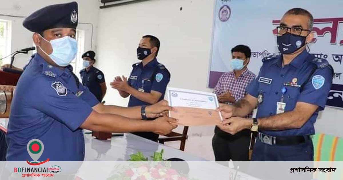 নোয়াখালীর শ্রেষ্ঠ অফিসার ইনচার্জ নির্বাচিত হলেন চাটখিলের আনোয়ারুল ইসলাম