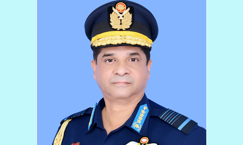 সাবেক বিমান বাহিনী প্রধান ও তাঁর পরিবারের ৩৮ ব্যাংক হিসাব জব্দ