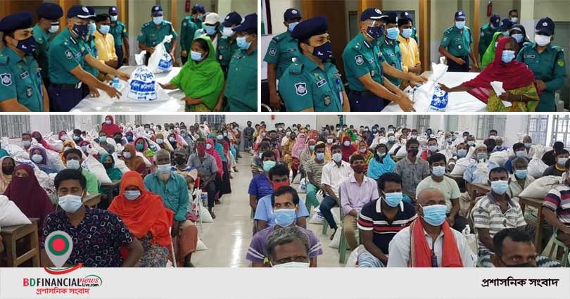 করোনায় কর্মহীন হয়ে পড়া অসহায় মানুষের মধ্যে ত্রাণ বিরতণ অব্যাহত রেখেছে রাজশাহী মেট্রোপলিটন পুলিশ
