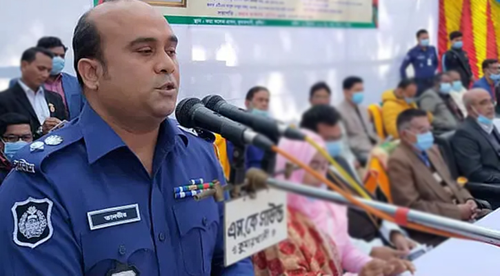‘তিন অপশন’ খ্যাত কুষ্টিয়ার সাবেক এসপি তানভীর আরাফাত গ্রেপ্তার