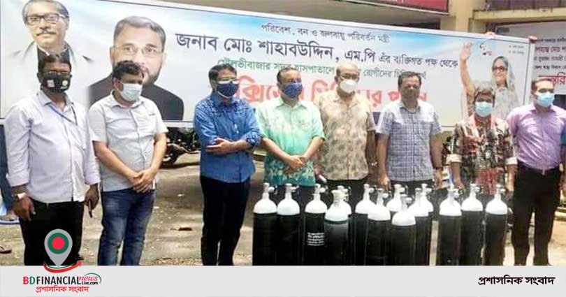 পরিবেশমন্ত্রীর উদ্যোগে মৌলভীবাজার হাসপাতালে অক্সিজেন সিলিন্ডার ও বড়লেখায় নগদ অর্থ প্রদান