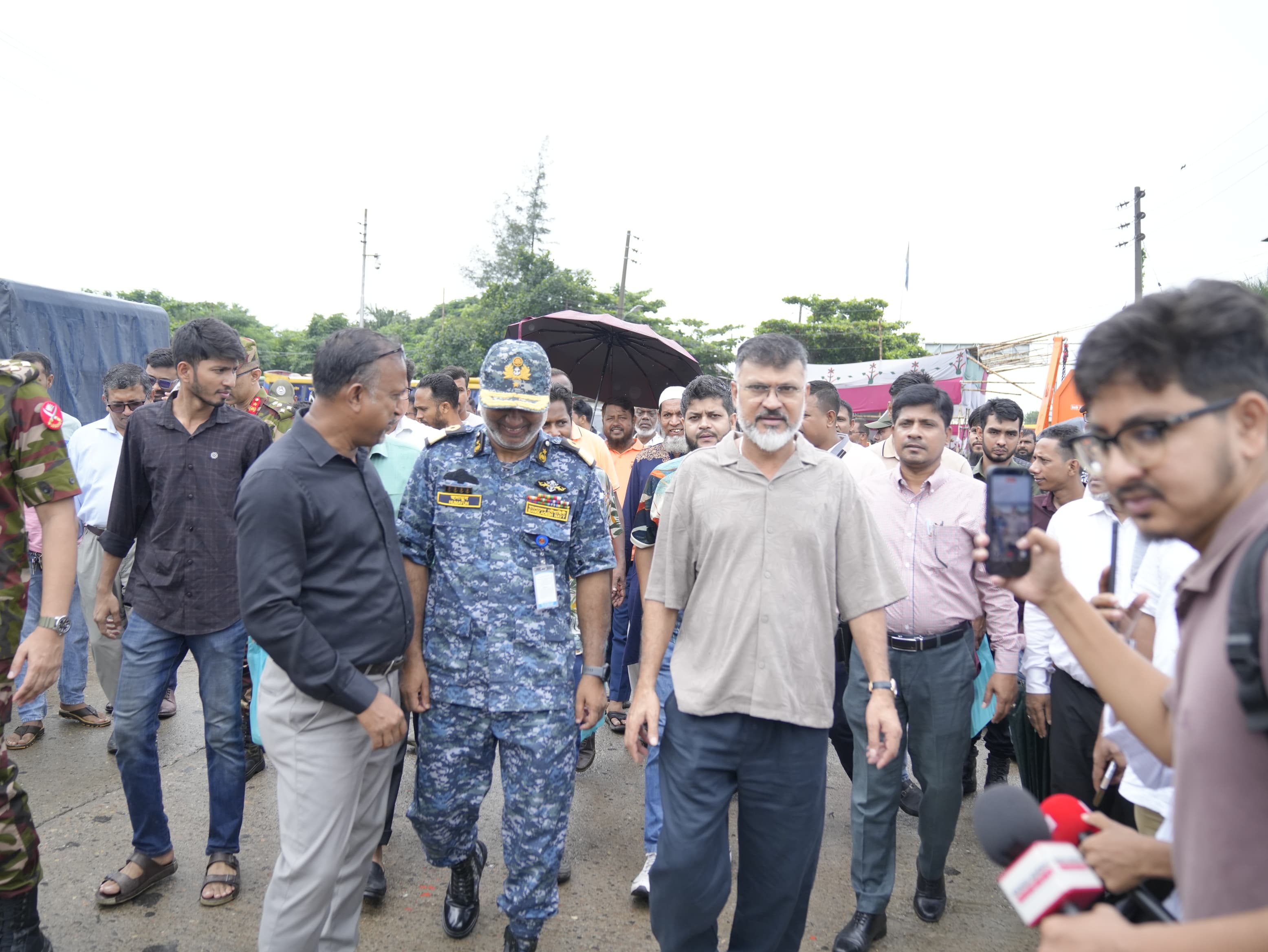 ডিএনসিসিতে নতুন ৫ কন্টেইনার ক্যারিয়ার ট্রাক