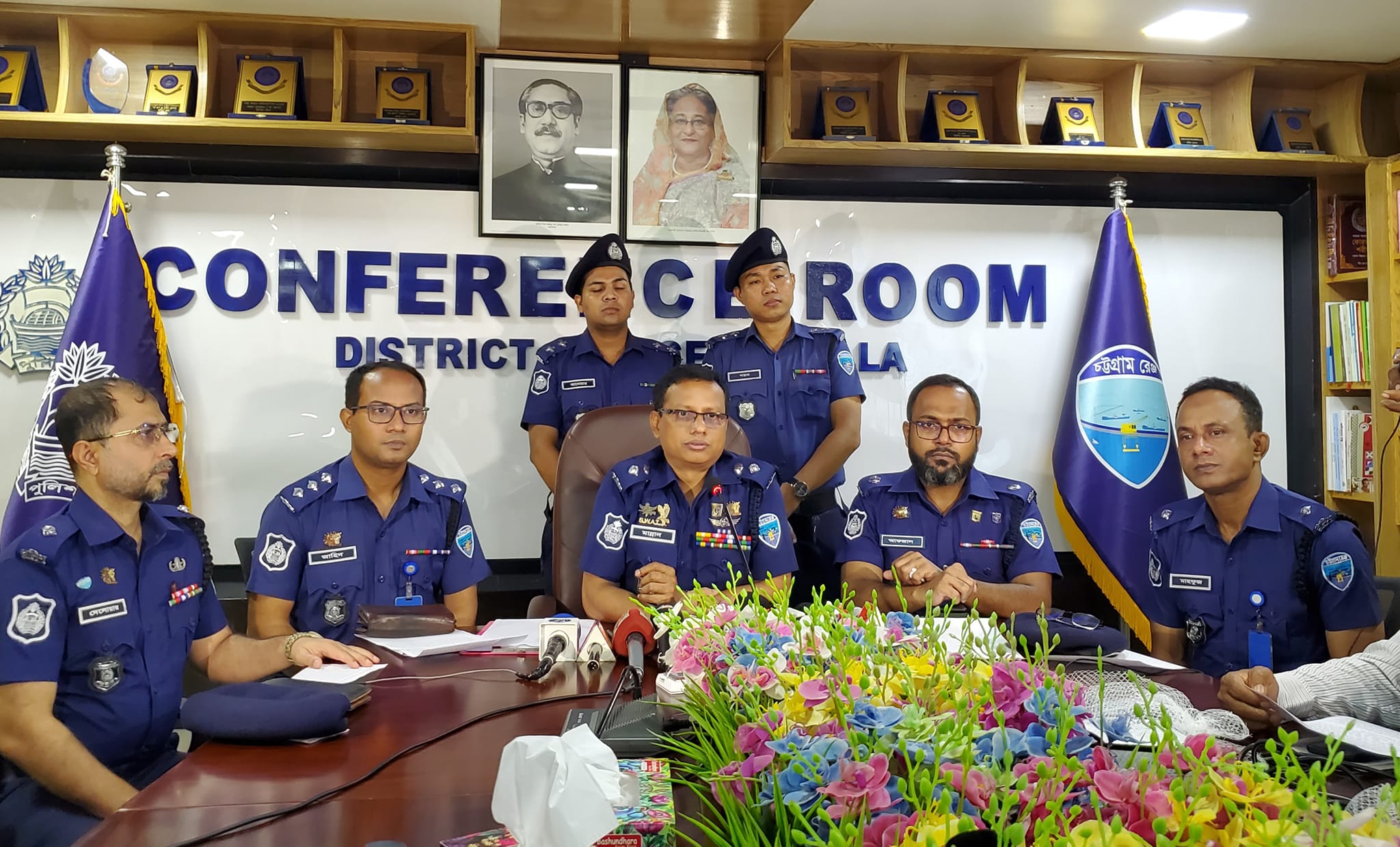 অনলাইন প্রতারক চক্রের মূল হোতাসহ ০৩ সদস্য গ্রেফতার
