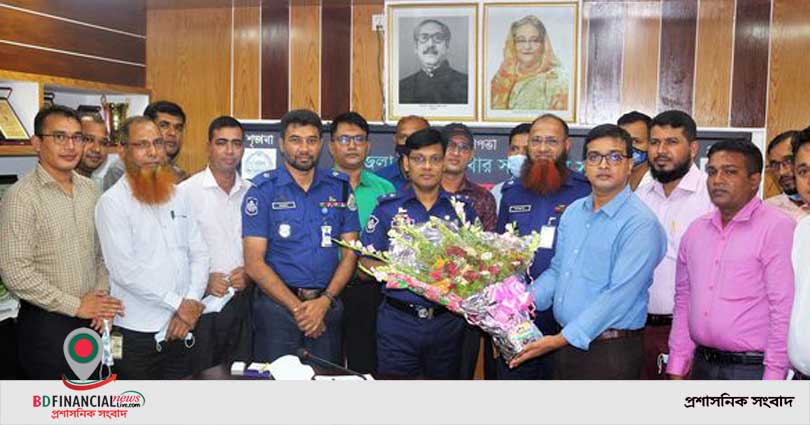 ভোলা জেলা বিশেষ শাখার সদস্যদের সাথে পুলিশ সুপারের মতবিনিময়