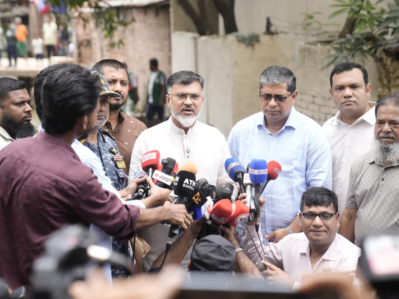 ঢাকার ৫৬ খাল দখলমুক্তে দুই কমিটি, চলবে পরিষ্কার অভিযান