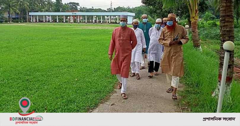 চাঁদপুর পুলিশ লাইন্স মেস ও খেলার মাঠ পরিদর্শন করলেন পুলিশ সুপার