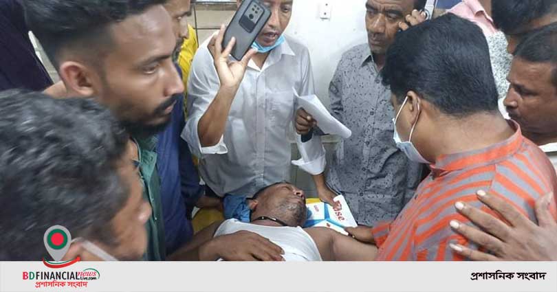লক্ষ্মীপুর যুবলীগ সভাপতির বিরুদ্ধে ১২ নেতাকর্মীকে পেটানোর অভিযোগ