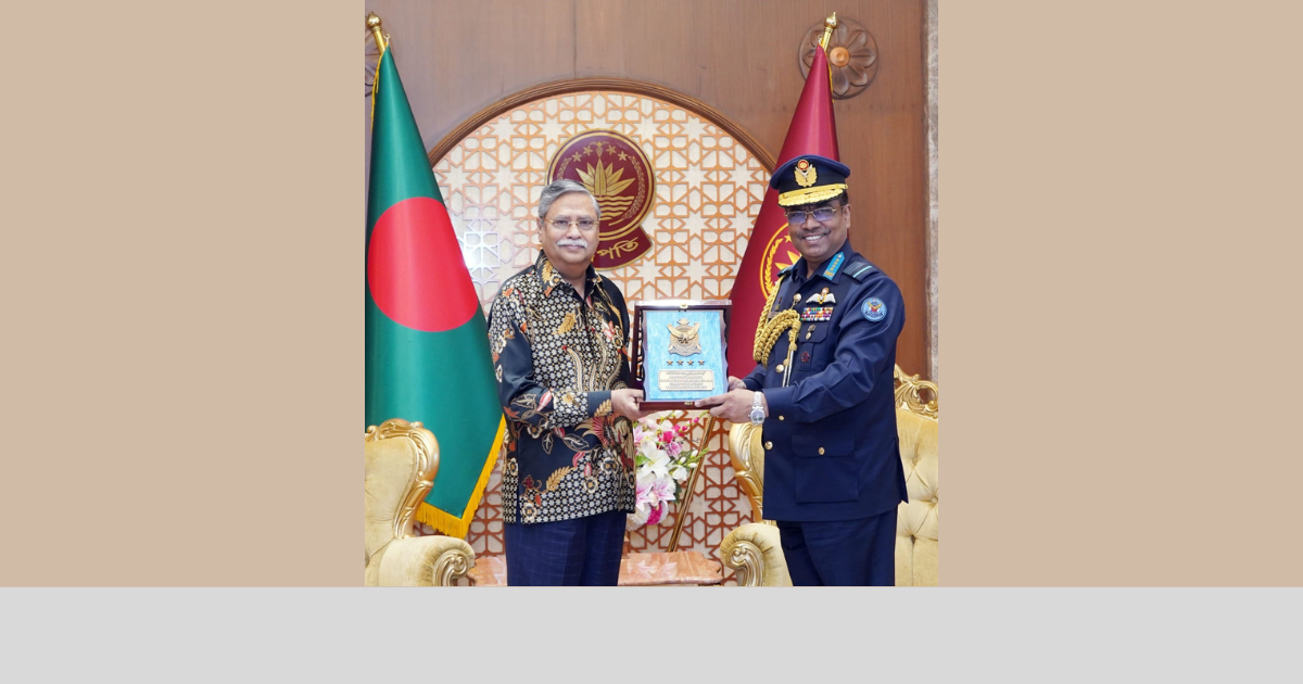রাষ্ট্রপতির সঙ্গে বিমান বাহিনী প্রধানের সাক্ষাৎ
