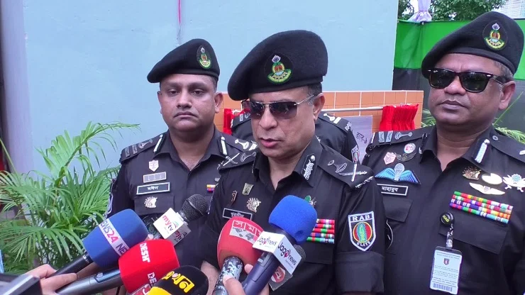 নির্বাচনে মানুষের ভোটাধিকার নিশ্চিত করবে র্যাব: খুরশীদ হোসেন