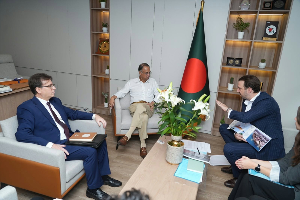 ইকবাল হাসান মাহমুদের সাথে তুরস্কের রাষ্ট্রদূত রামিস শেন-এর সাক্ষাৎ