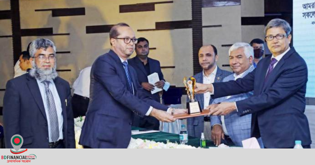 শীর্ষ করদাতার পুরস্কার পেল ইসলামী ব্যাংক