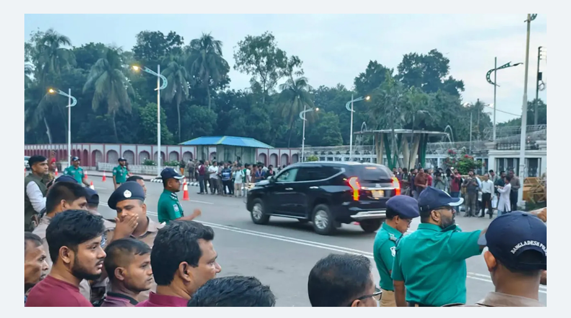 রাষ্ট্রপতির শপথ অনুষ্ঠানে যোগ দিতে বঙ্গভবনে ৩ বাহিনীর প্রধান