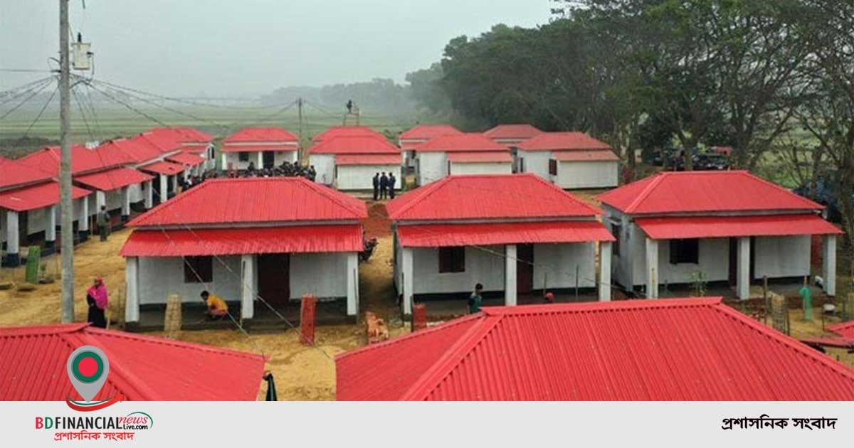 ভূমিহীন-গৃহহীনদের ডেকে তাদের বাড়ি-ঘর দেওয়ার নজির আর নেই : প্রধানমন্ত্রীর মুখ্য সচিব