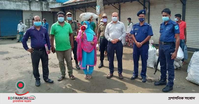 লকডাউন বাস্তবায়নে রাজবাড়ীতে সক্রিয় অবস্থানে জেলা প্রশাসন