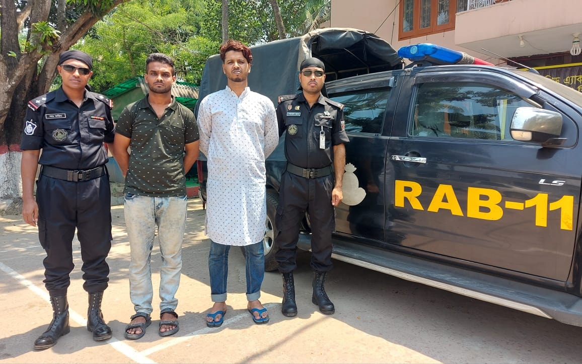 কুমিল্লার গৌরীপুরে চাঞ্চল্যকর যুবলীগ নেতা জামাল হোসেন হত্যাকান্ডে দুইজন র্যাব-১১ কর্তৃক গ্রেফতার