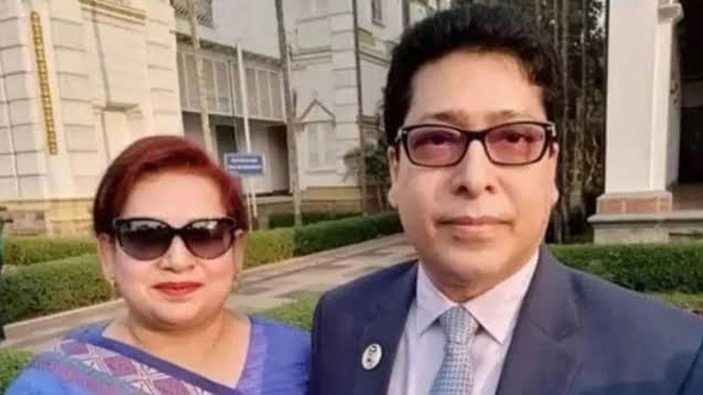 আরেক মামলায় গ্রেফতার সাবেক প্রতিমন্ত্রী ফরহাদের স্ত্রী মোনালিসা