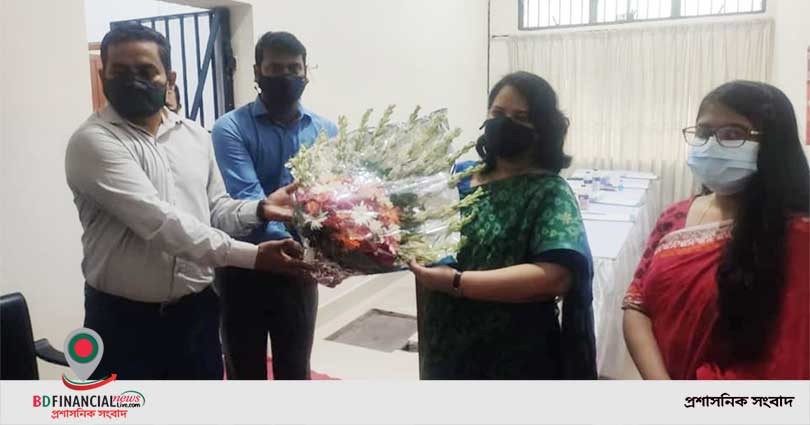 রাজবাড়ী জেলা প্রশাসককে গার্ড অব অনার প্রদান