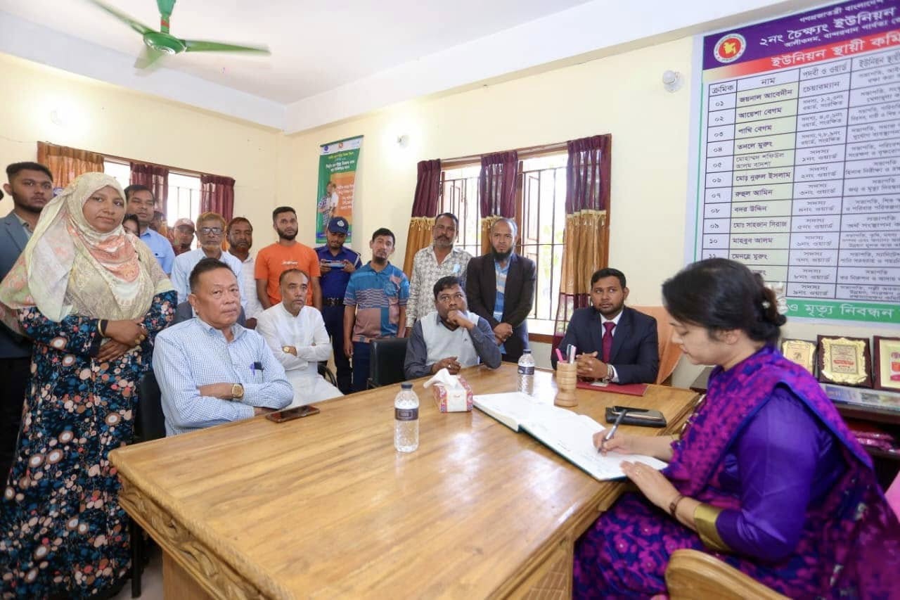 জেলা প্রশাসকের আলীকদম উপজেলা পরিদর্শন