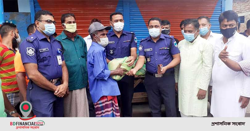 বিট পুলিশ বাড়ি বাড়ি, নিরাপদ সমাজ গড়ি: যশোর জেলা পুলিশ