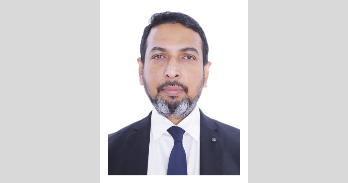 চট্টগ্রামের জেলা প্রশাসক আবুল বাসার মোহাম্মদ ফখরুজ্জামান এর পিএইচডি ডিগ্রি অর্জন